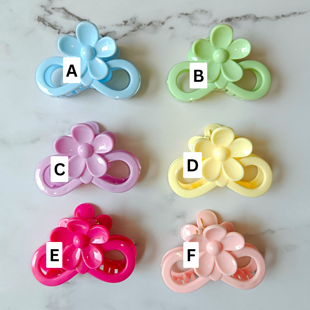 The Floral Loop Hair Claw