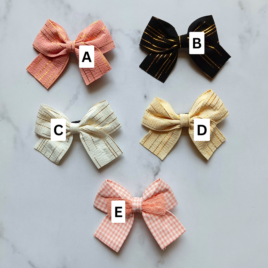 Crinkle Gold Stripe Bows