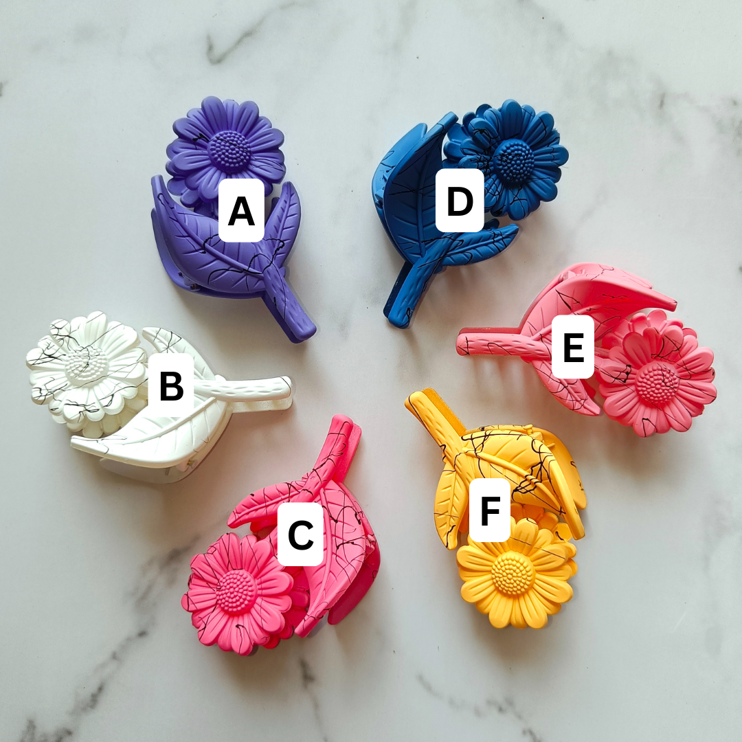 Petal Grace Hair Claw