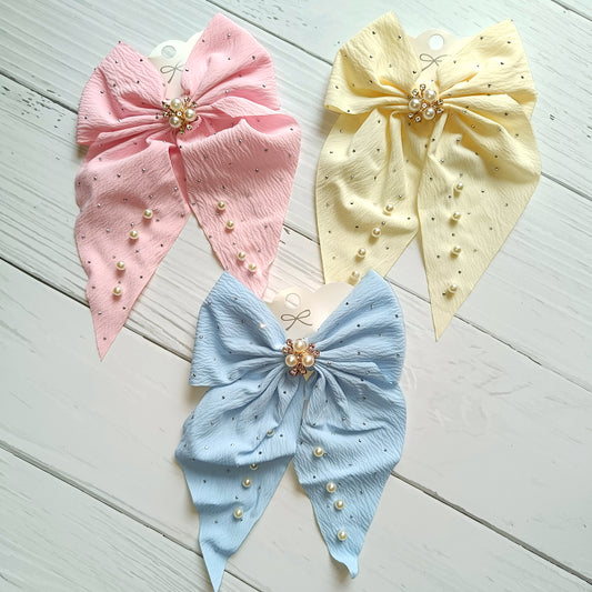 Dazzling Pearl and Rhinestone Oversized Bow Clip