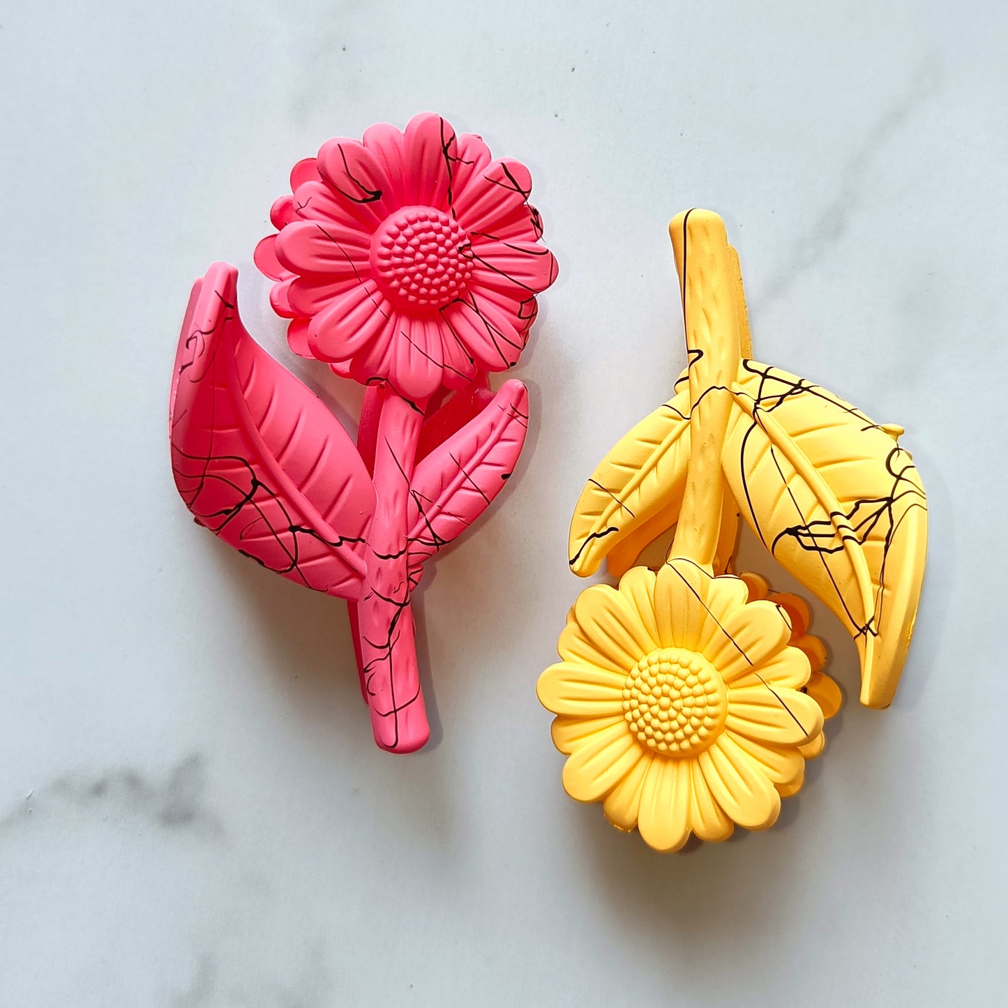 Petal Grace Hair Claw