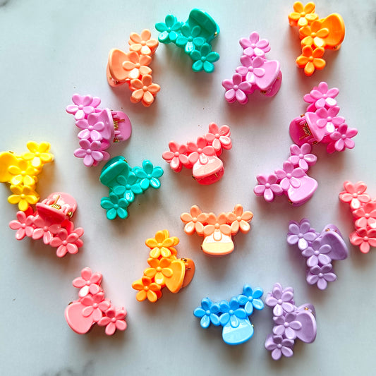 Small Petite Pastel Flower Claw Clip