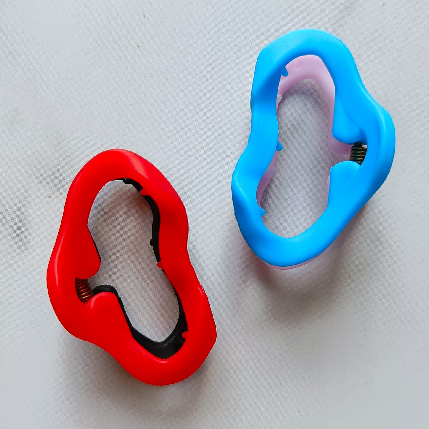 Abstract Hold Hair Claws