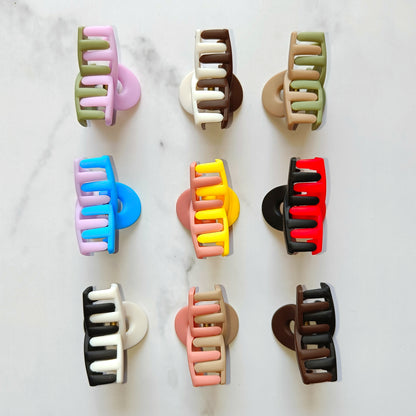Abstract Hold Hair Claws