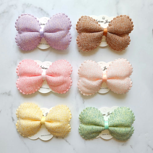Chunky Tweed Scallop Bow Hair Clips